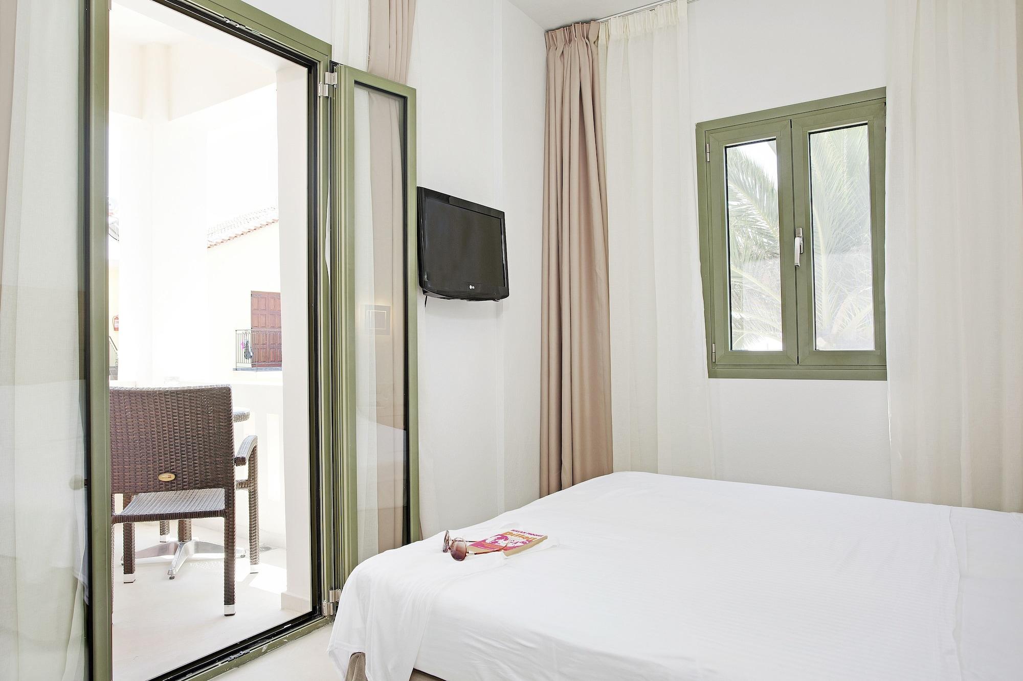 Aphrodite Samos Suites Marathokampos Exterior photo
