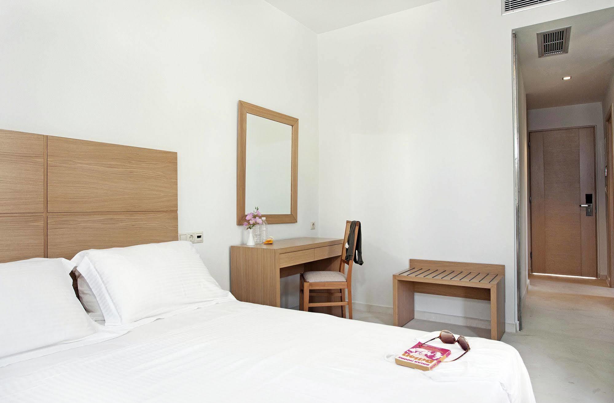 Aphrodite Samos Suites Marathokampos Exterior photo