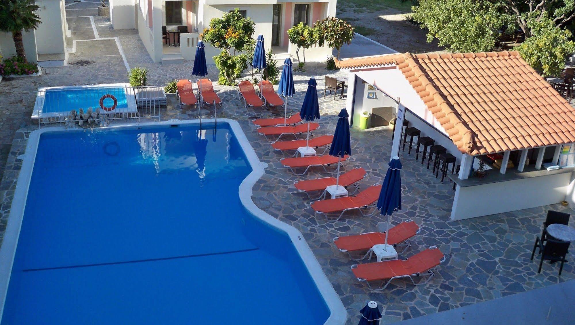 Aphrodite Samos Suites Marathokampos Exterior photo